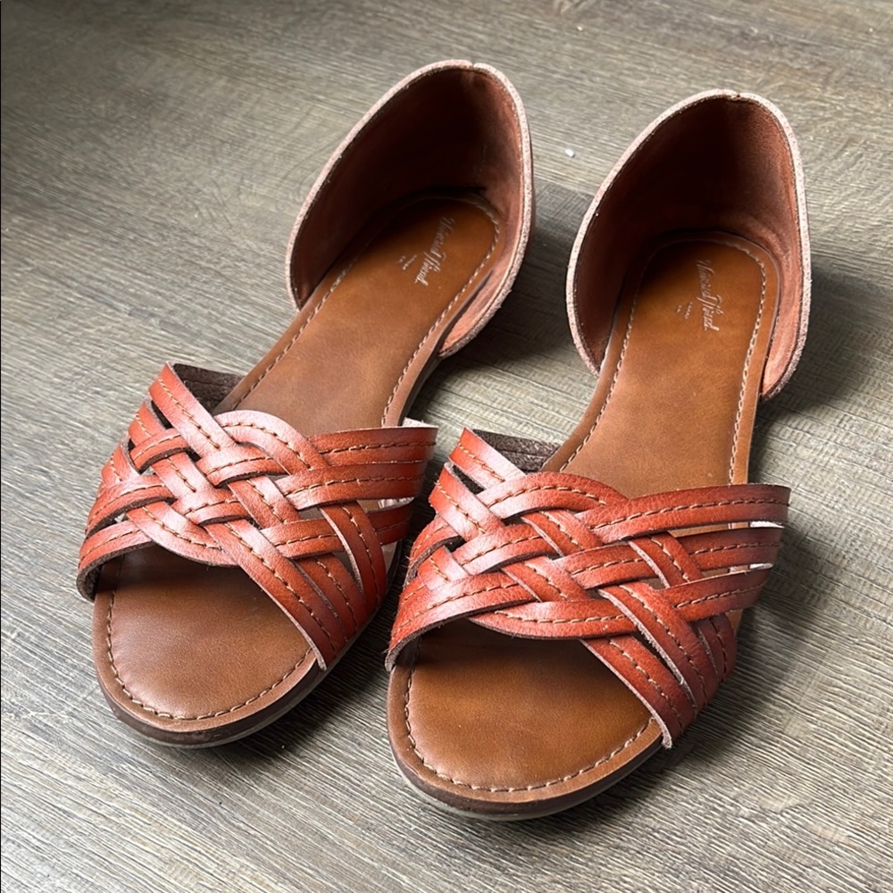 Universal Thread Brown Veil Sandals with Woven Detail